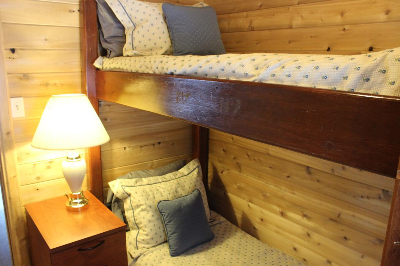 Lakefront Hope Lodge Miller Lake Luaran gambar