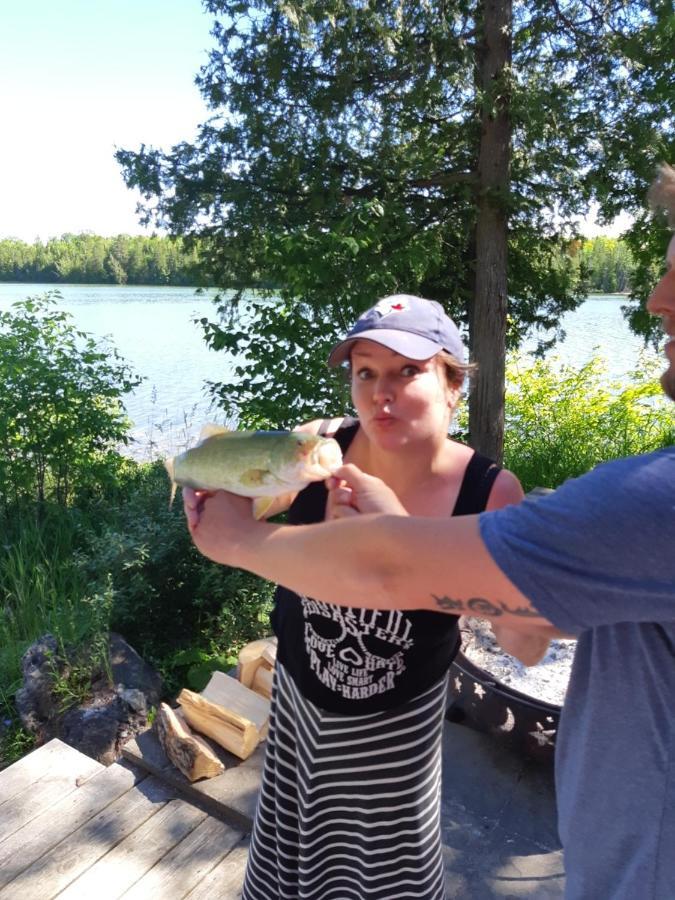 Lakefront Hope Lodge Miller Lake Luaran gambar